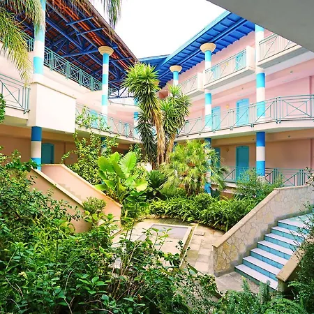 Villaggio Giardini D'oriente Otel 4*