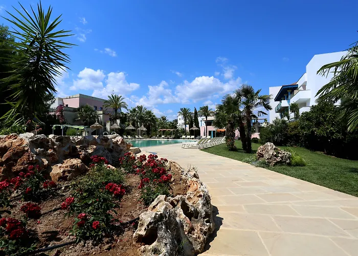 Villaggio Giardini D'oriente Hotel 4*