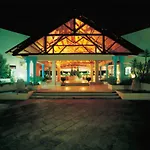 מלון Villaggio Giardini D'oriente 4*