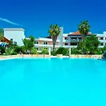 מלון Villaggio Giardini D'oriente 4*