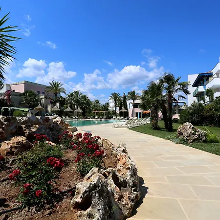 Villaggio Giardini D'oriente Hotel 4*