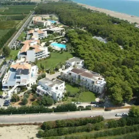 Hotel Villaggio Giardini D'oriente 4*