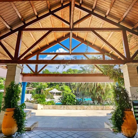 Hotel Villaggio Giardini D'oriente 4*