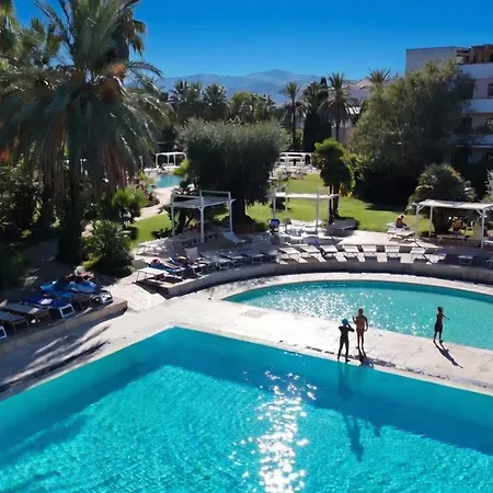 Hotel Villaggio Giardini D'oriente 4*