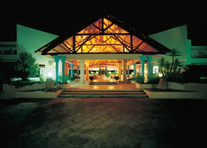 Hotel Villaggio Giardini D'oriente 4*